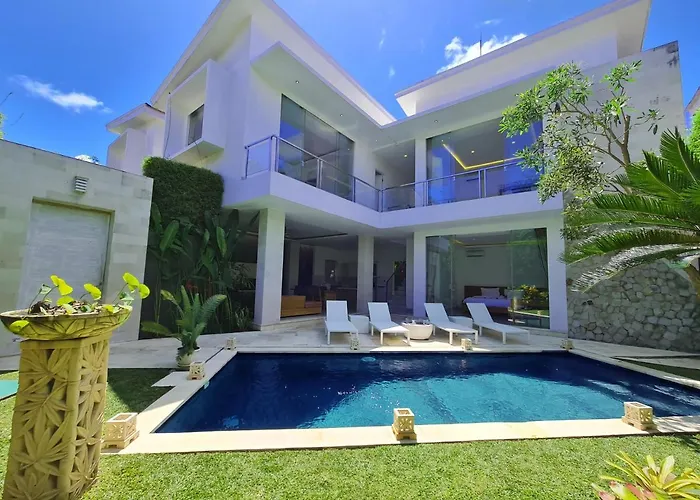 Kusamakura Villa Seminyak (Bali)